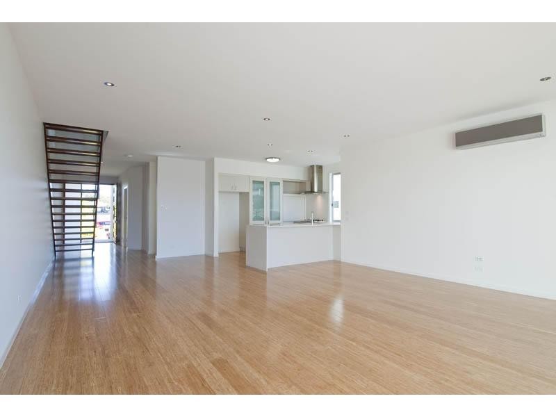 1/33 Compass Drive, Harbour Quays, Biggera Waters QLD 4216