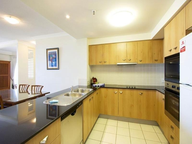 Broadbeach QLD 4218