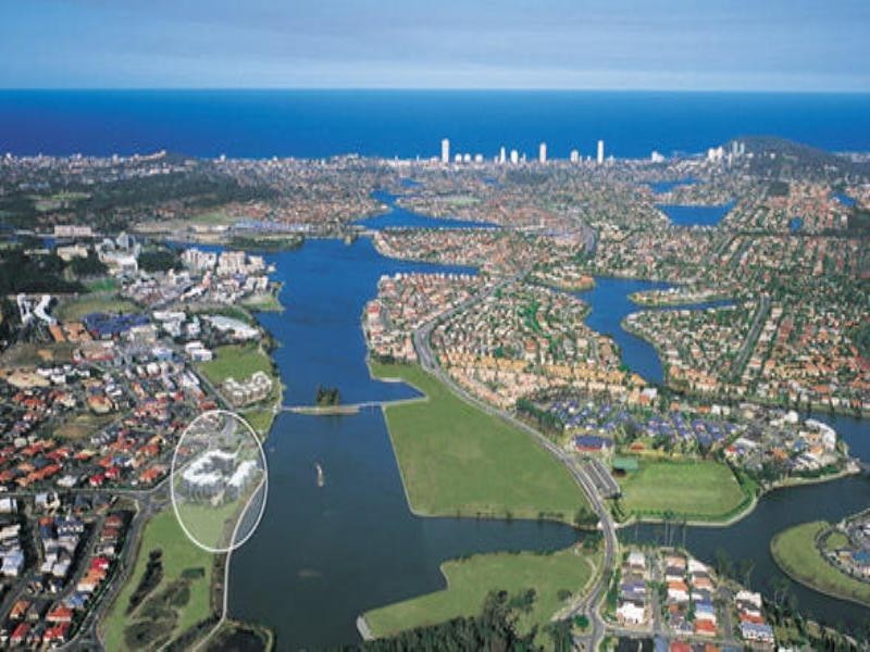 1 Varsity Parade, Varsity Lakes QLD 4227