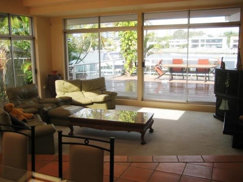 Isle Of Capri QLD 4217