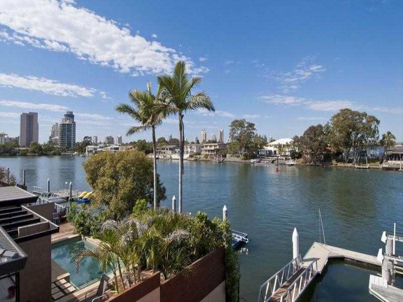 Isle Of Capri QLD 4217