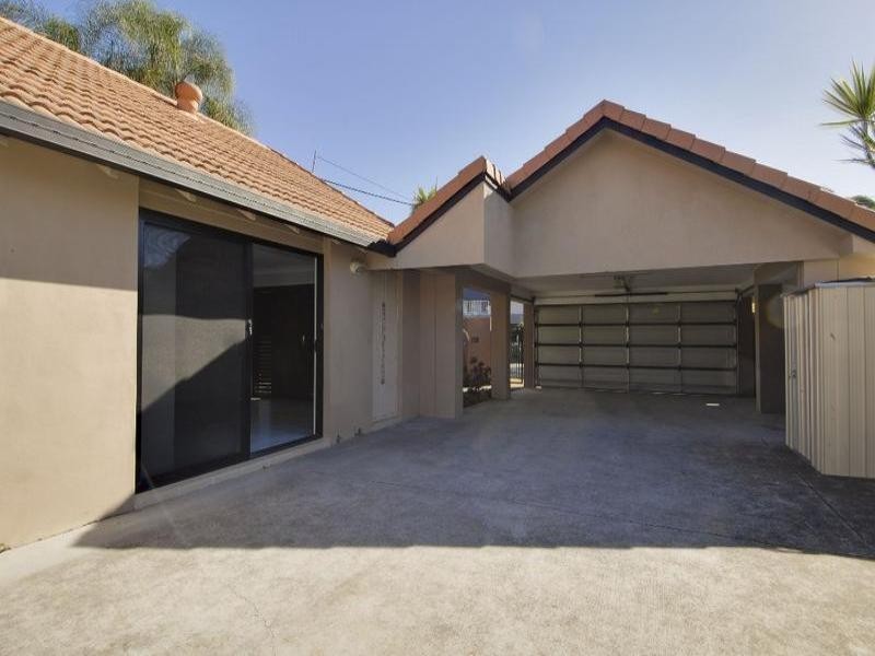 3 Wildwood Court, Surfers Paradise QLD 4217