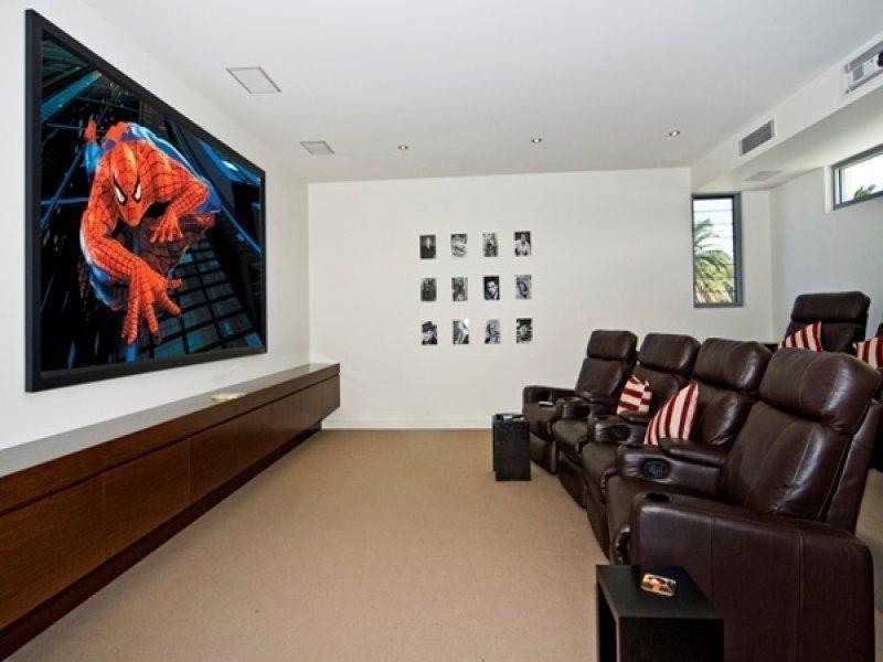 Paradise Point QLD 4216