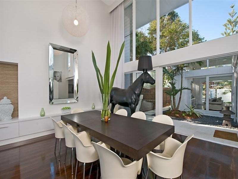 32 Naples Avenue, Isle Of Capri QLD 4217