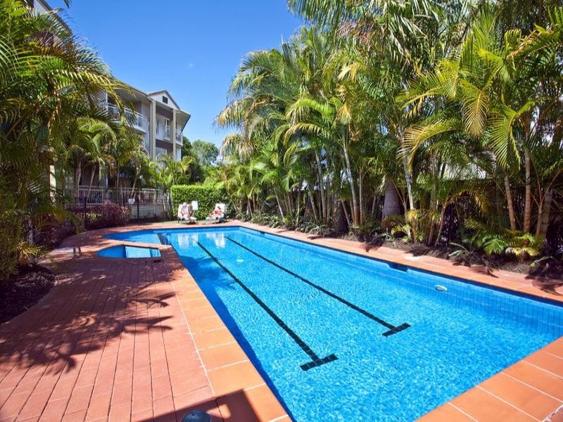 Chevron Island QLD 4217