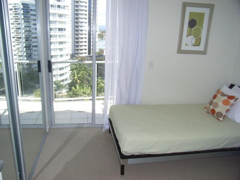 21 Cypress Avenue, Surfers Paradise QLD 4217