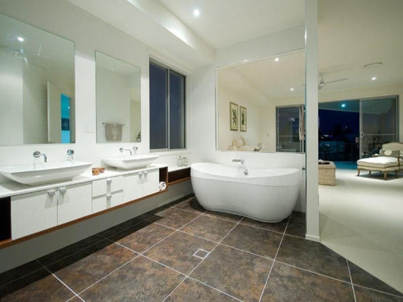 Broadbeach Waters QLD 4218