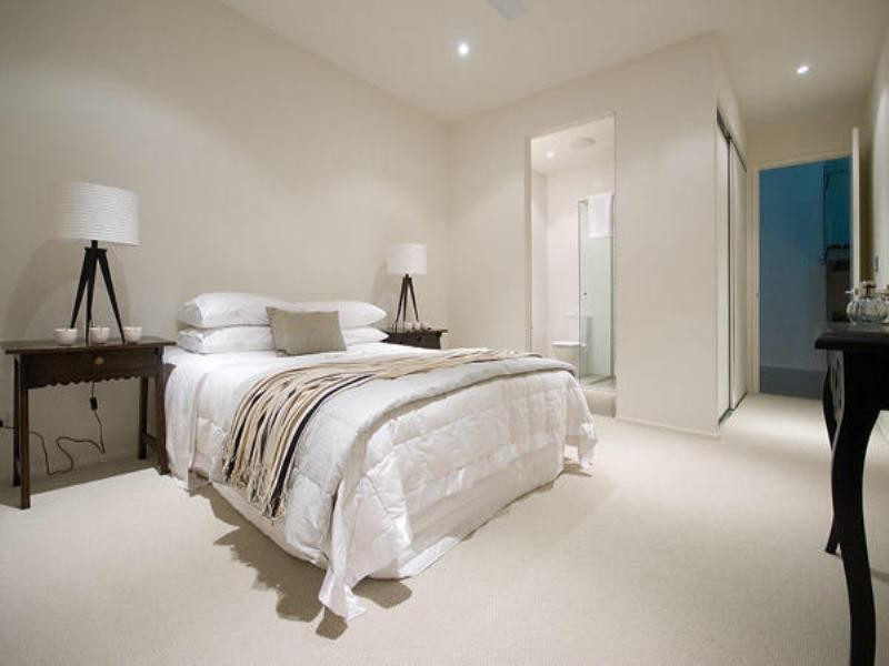 Broadbeach Waters QLD 4218