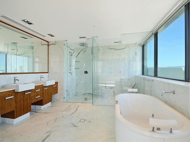 1,3, 20-24 Milan, Hughes Avenue, Main Beach QLD 4217