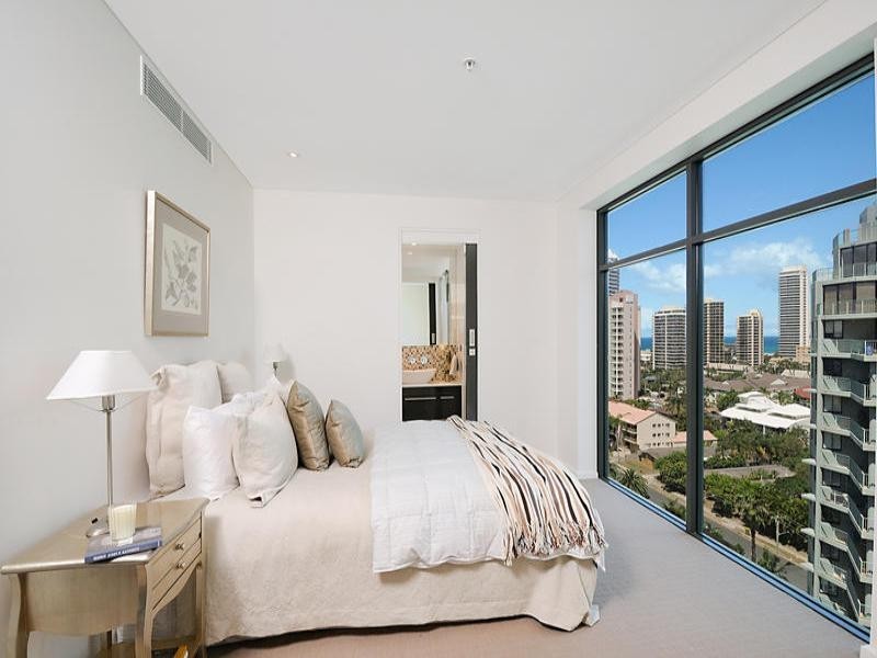 1,3, 20-24 Milan, Hughes Avenue, Main Beach QLD 4217