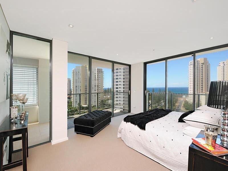 1,3, 20-24 Milan, Hughes Avenue, Main Beach QLD 4217