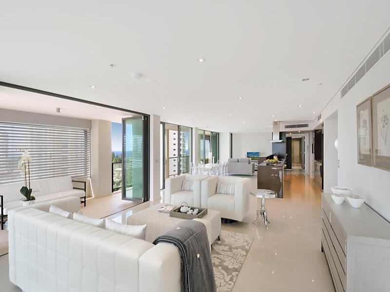 1,3, 20-24 Milan, Hughes Avenue, Main Beach QLD 4217