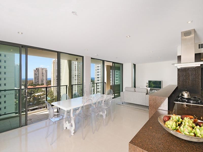 1,3, 20-24 Milan, Hughes Avenue, Main Beach QLD 4217