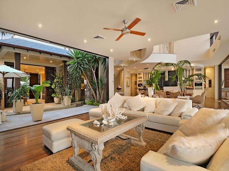 Paradise Point QLD 4216