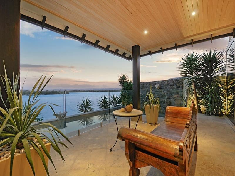 Paradise Point QLD 4216