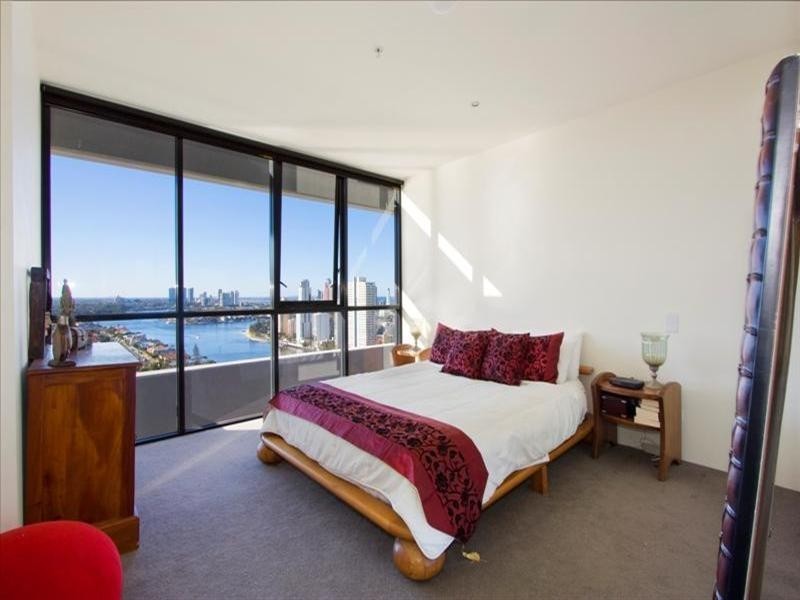 4 Wahroonga Place, Surfers Paradise QLD 4217