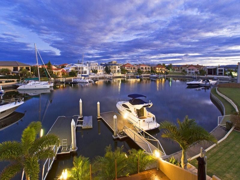 Paradise Point QLD 4216