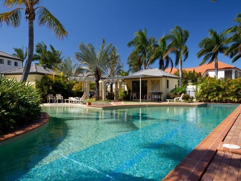 44 Regal Palms.2 Bronberg Court, Southport QLD 4215