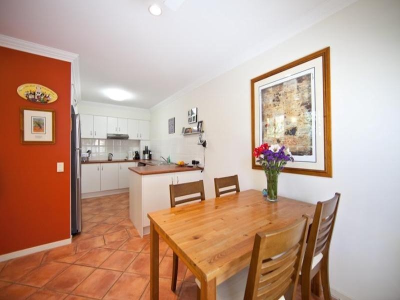 44 Regal Palms.2 Bronberg Court, Southport QLD 4215