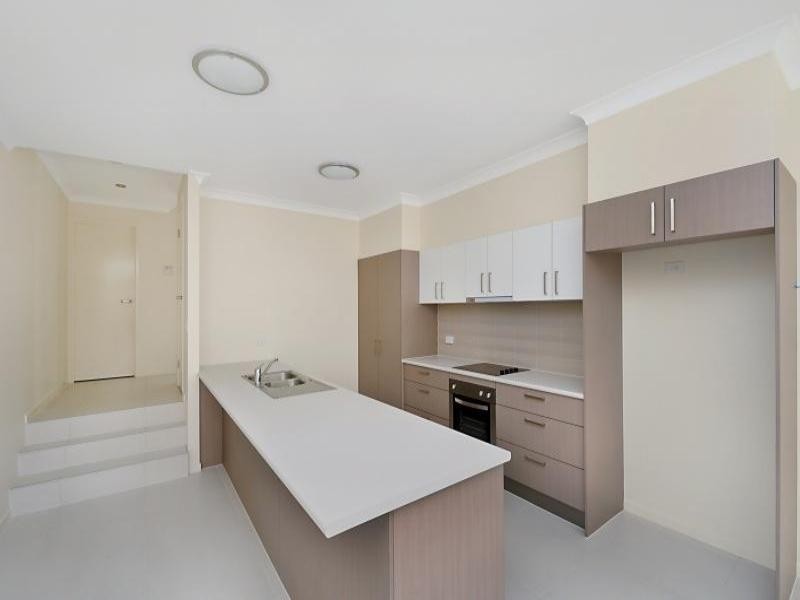 1,2,3,4 9 & 10 Ward & Prince Street, Southport QLD 4215