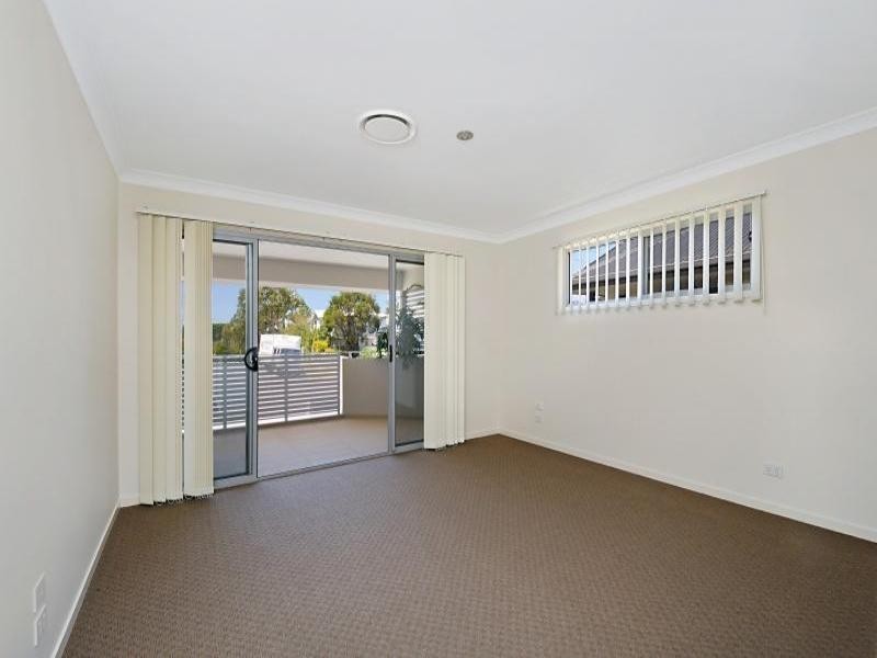 1,2,3,4 9 & 10 Ward & Prince Street, Southport QLD 4215