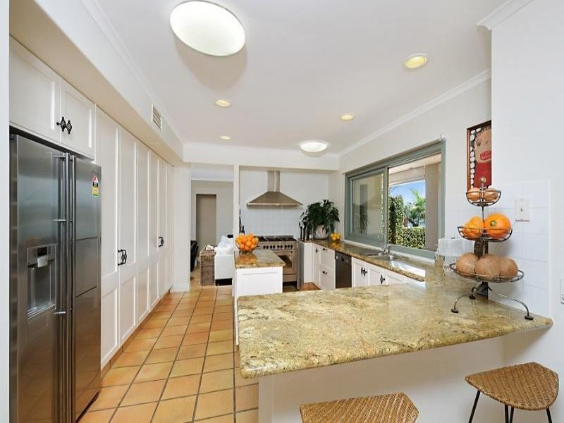 Broadbeach Waters QLD 4218