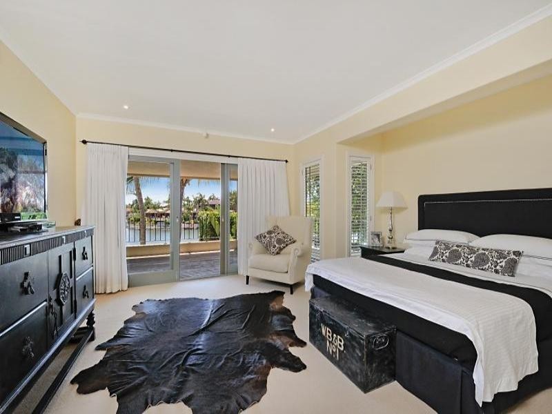 Broadbeach Waters QLD 4218