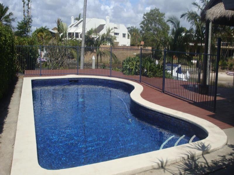 Isle Of Capri QLD 4217