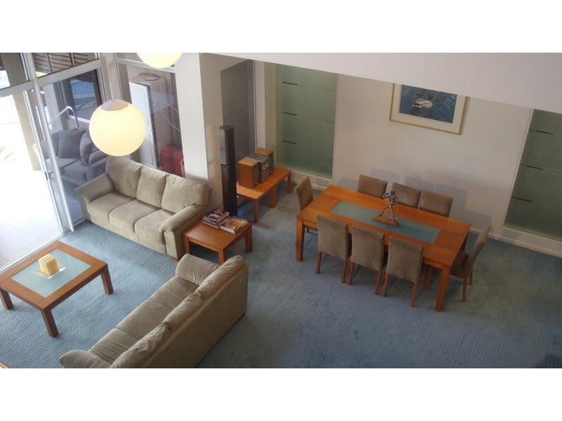 2 Marseille Court, Sorrento QLD 4217