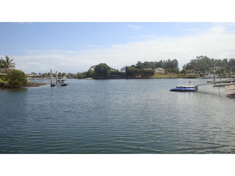 2 Marseille Court, Sorrento QLD 4217