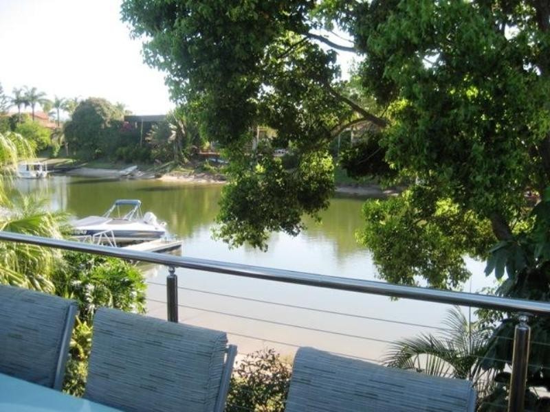 16 Caithness Court, Sorrento QLD 4217