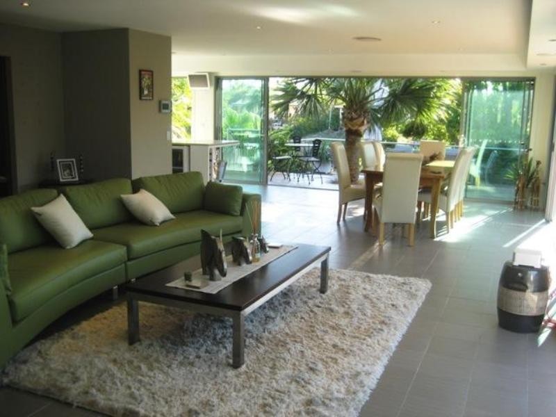 16 Caithness Court, Sorrento QLD 4217