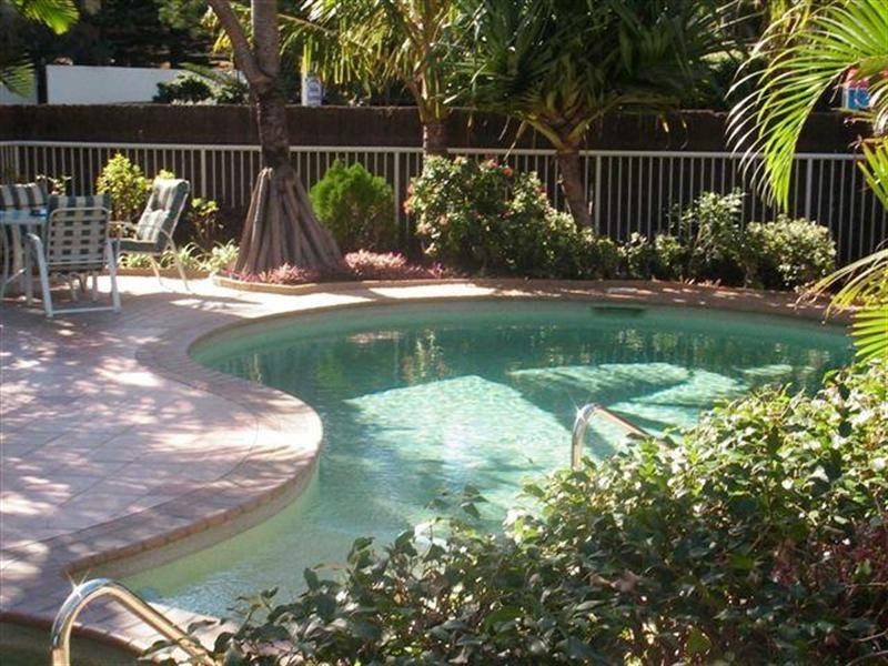 41 Old Burleigh Road, Surfers Paradise QLD 4217