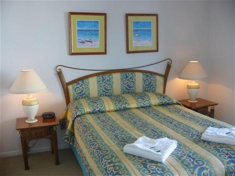 41 Old Burleigh Road, Surfers Paradise QLD 4217