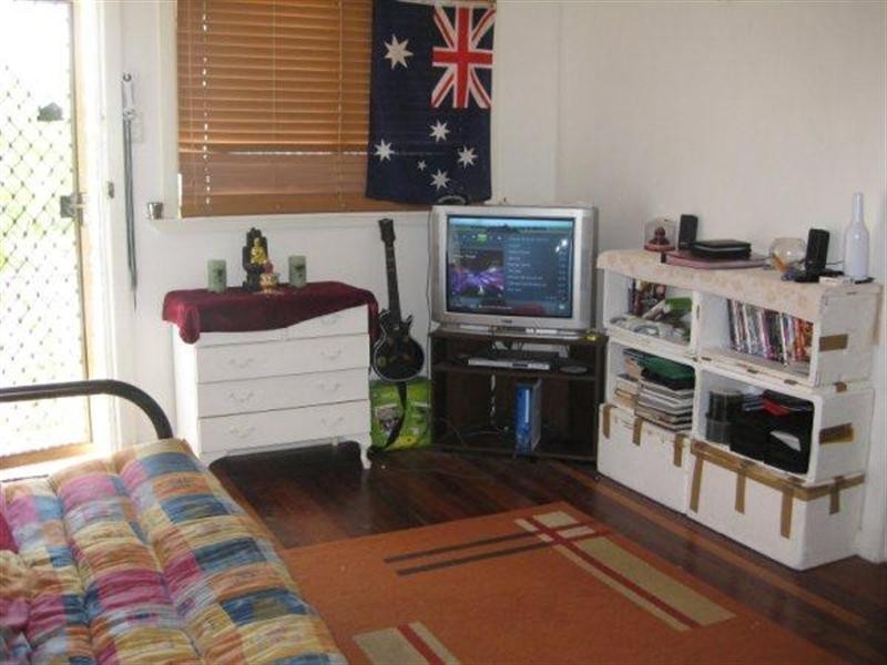 6 Adori Street, Surfers Paradise QLD 4217