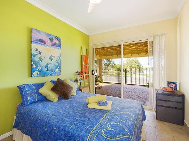 122 Acanthus Avenue, Burleigh Heads QLD 4220