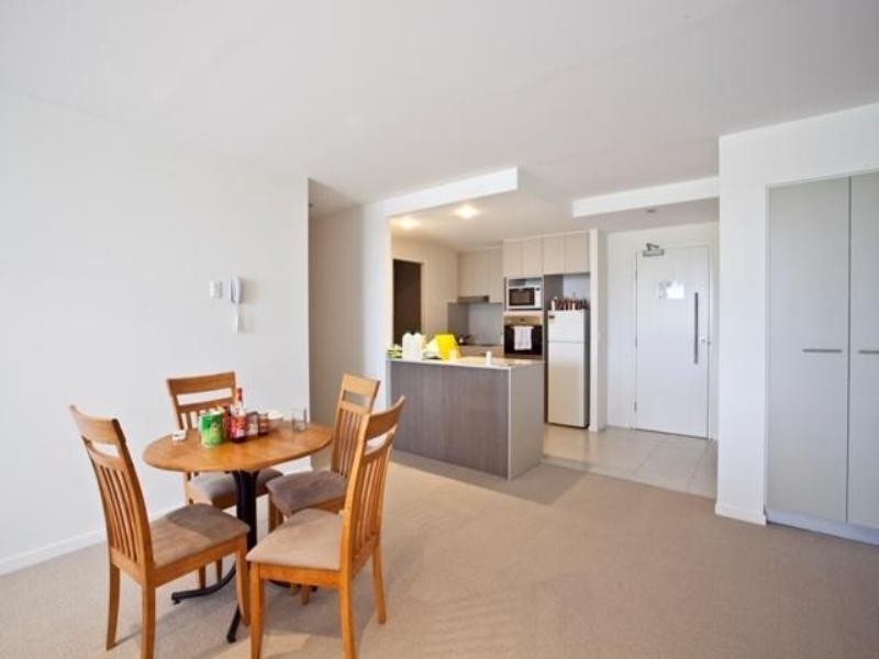 Hope Island QLD 4212