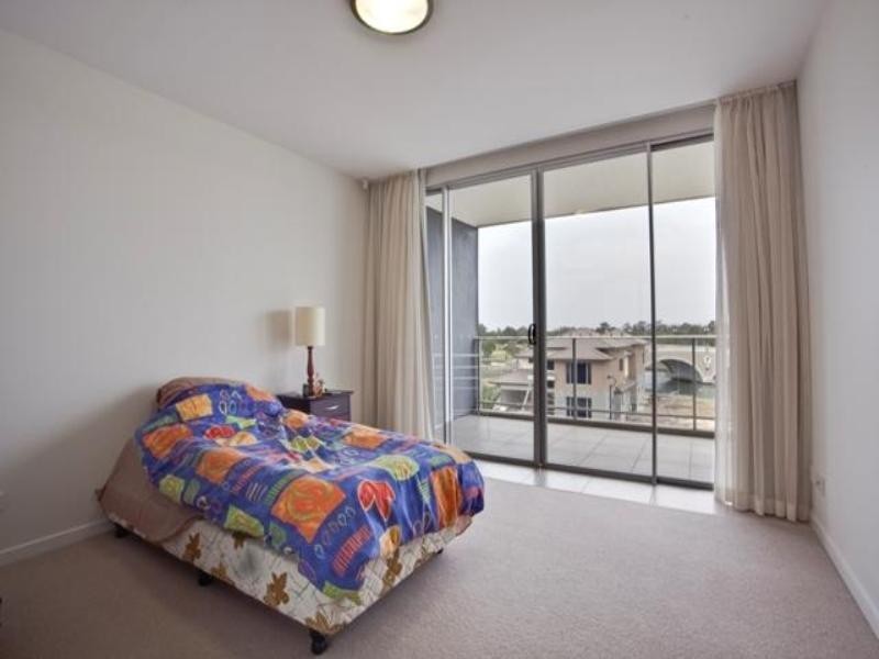 Hope Island QLD 4212