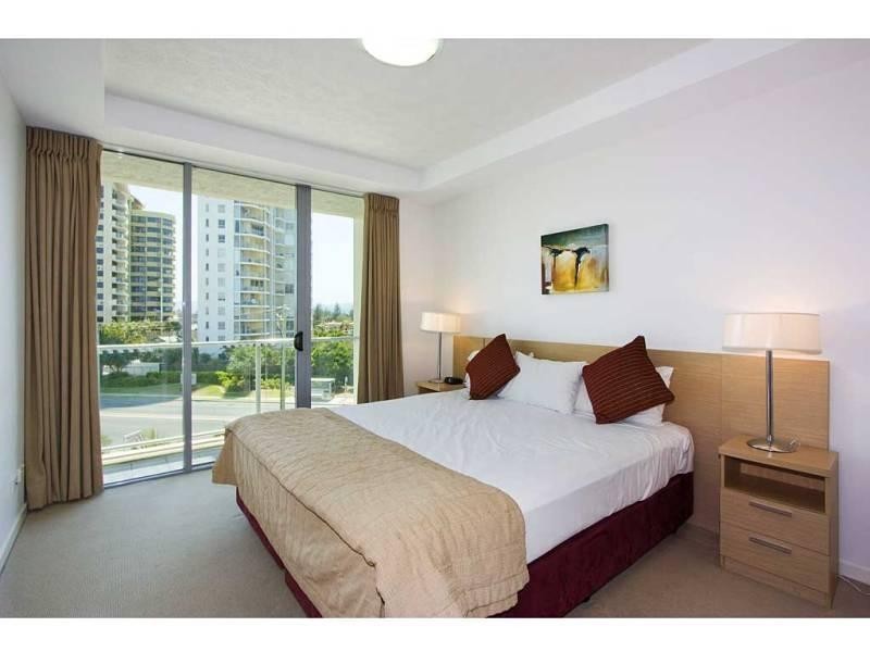 Surfers Paradise QLD 4217