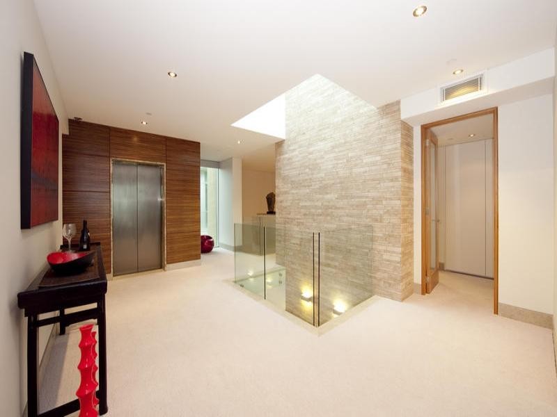 15 Jade. 35 Northcliffe Terrace, Surfers Paradise QLD 4217