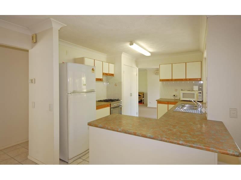 144 Castle Hill Drive North, Gaven QLD 4211