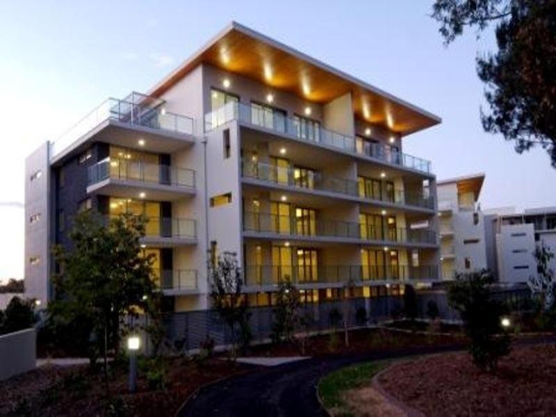 B217, B225 Sphere. Musgrave Avenue, Southport QLD 4215