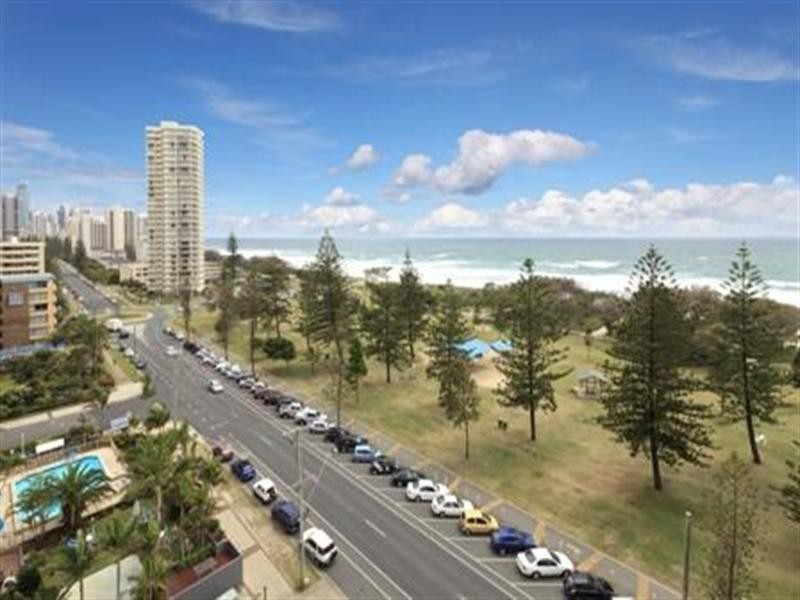 157 Old Burleigh Road – South Pacific Plaza, Broadbeach QLD 4218