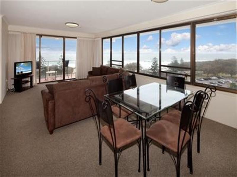 157 Old Burleigh Road – South Pacific Plaza, Broadbeach QLD 4218