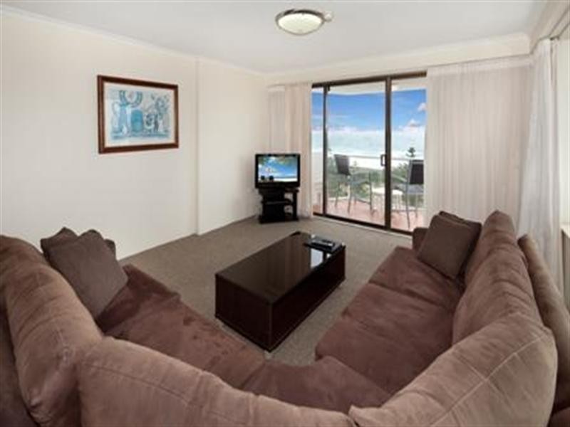 157 Old Burleigh Road – South Pacific Plaza, Broadbeach QLD 4218