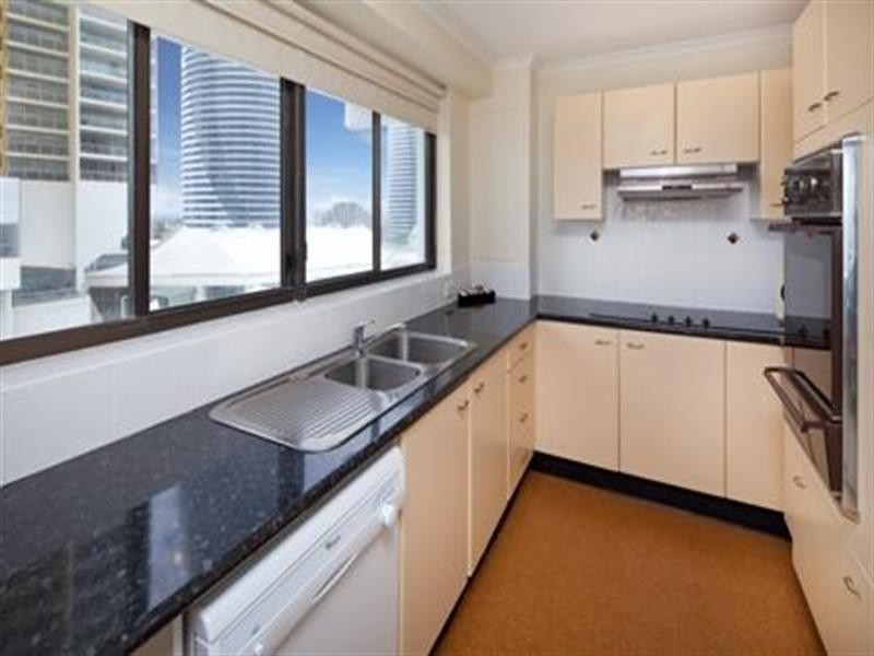 157 Old Burleigh Road – South Pacific Plaza, Broadbeach QLD 4218