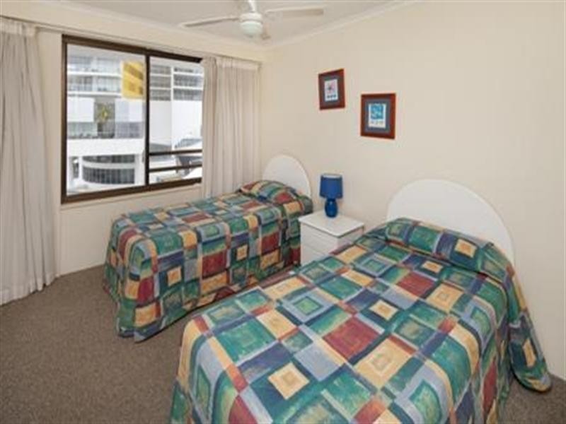 157 Old Burleigh Road – South Pacific Plaza, Broadbeach QLD 4218