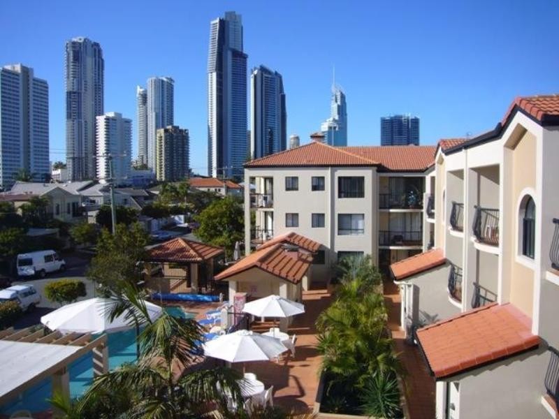 Chevron Island QLD 4217