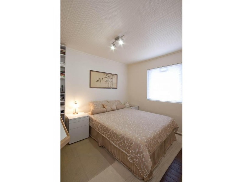 Chevron Island QLD 4217