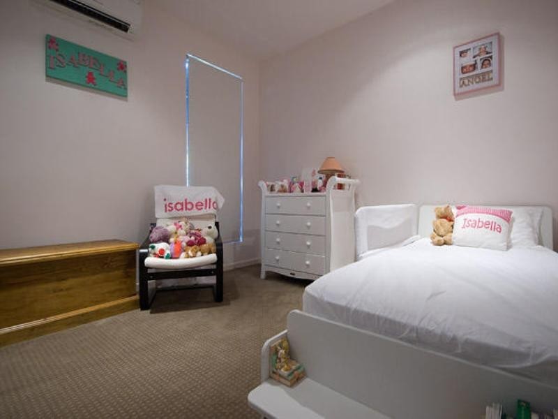 1/80 Heeb Street, Benowa QLD 4217